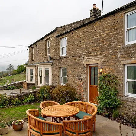 Hill View Holiday home